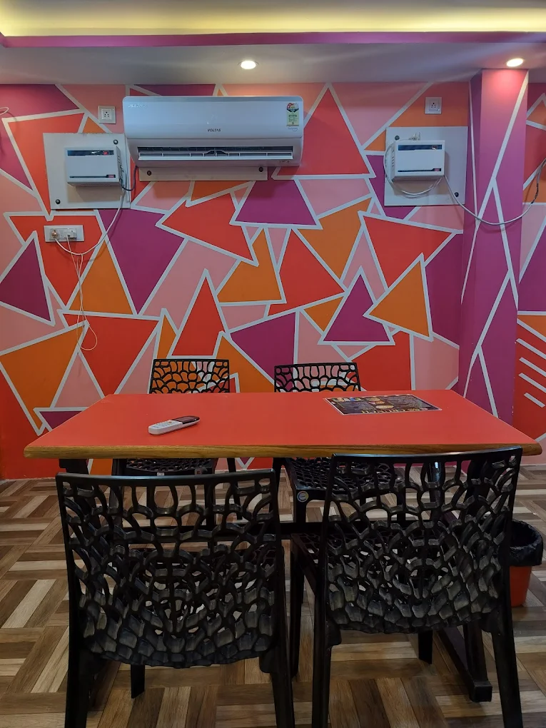 S S Crunch Restaurant in Tiruvarur - Tiruvarur ads